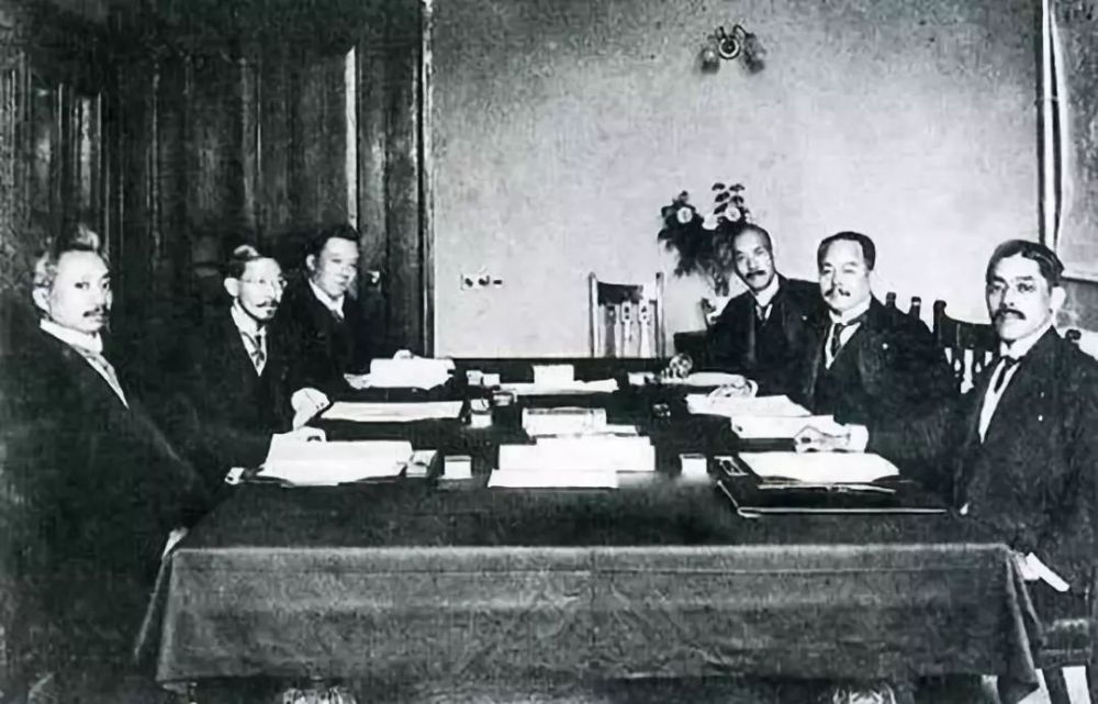 Hnutí 4. května 1919 jako reakce na mírovou konferenci v Paříži - část II.