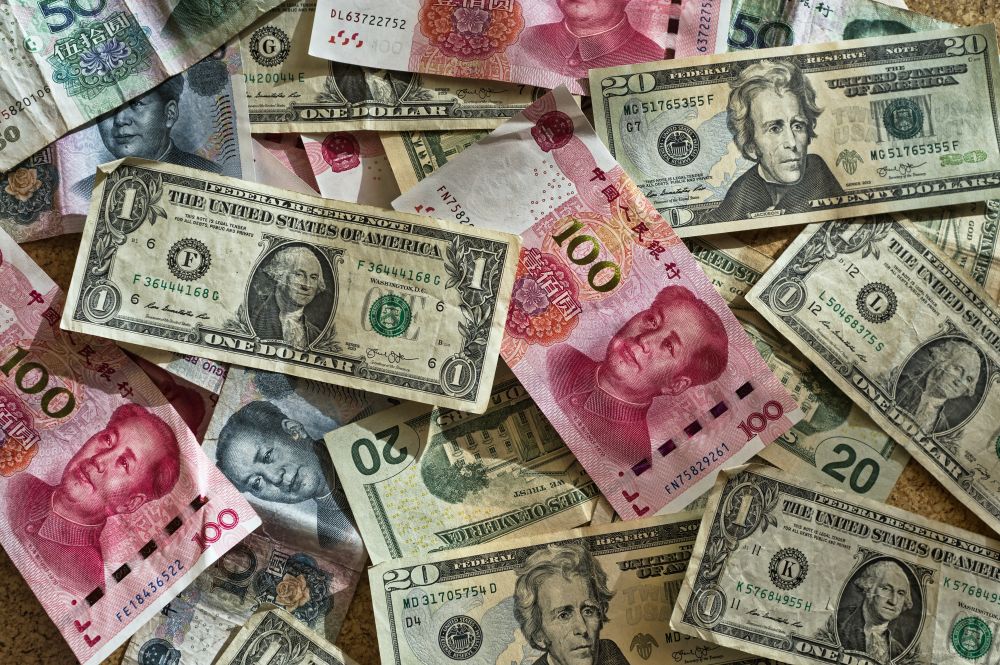 Čína usiluje o povýšení své měny na globální úroveň, může se jí to podařit?