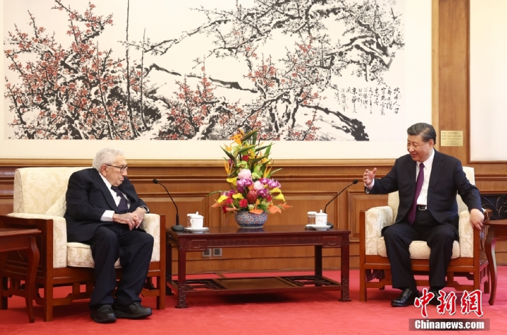 Čínský prezident nečekaně přijal Henryho Kissingera